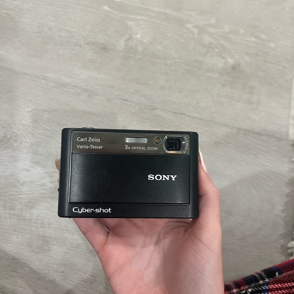 Sony cyber shot digital camera